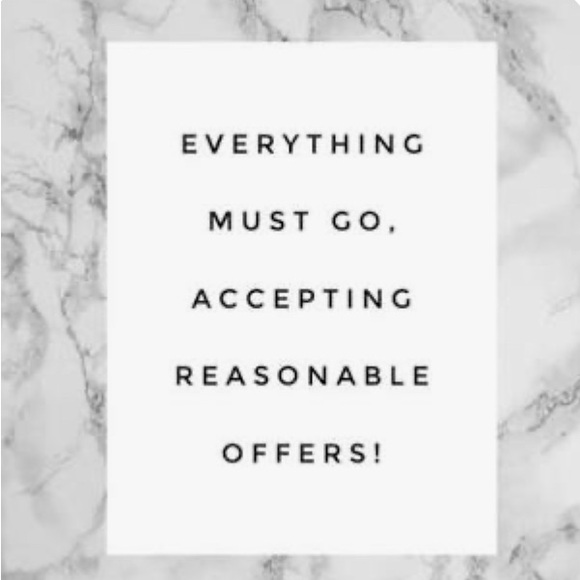 NEED EVERYTHING GONE!! - Picture 1 of 1